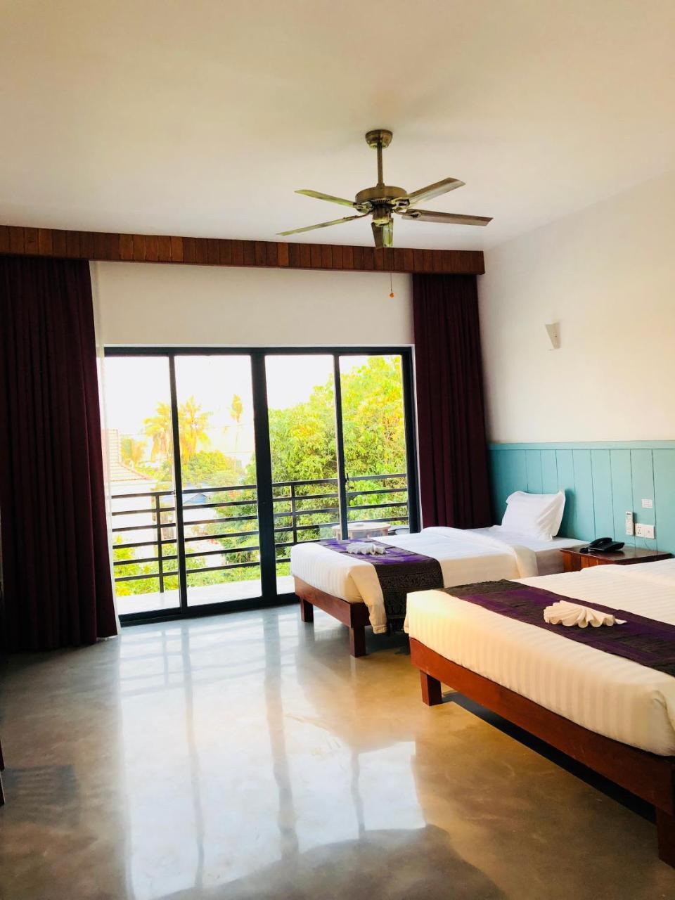 Phimean Home Suite Ciudad de Siem Riep Exterior foto
